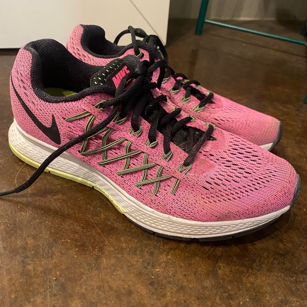 Nike Zoom Sneakers